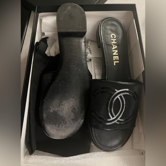 Chanel black slides - Picture 5 of 5